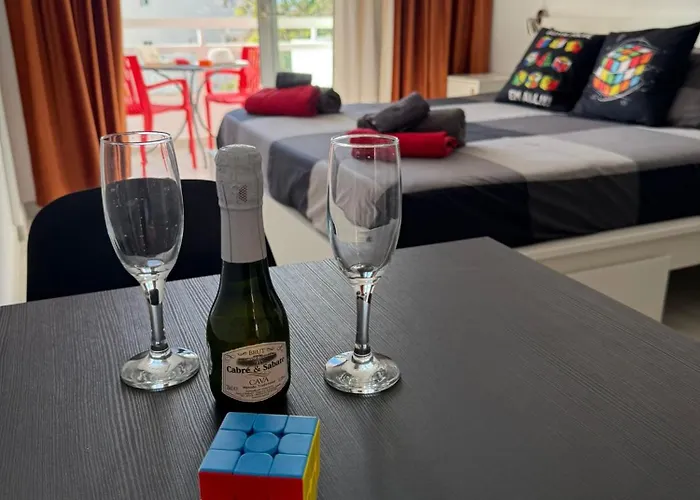 Rubik's Studio, Lovely Americas Apartamento