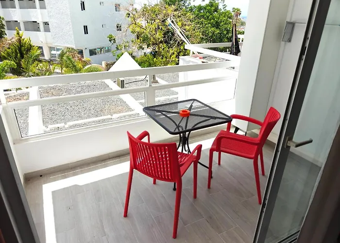 Rubik's Studio, Lovely Americas Apartment